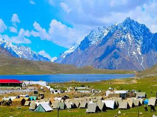 Shandur lake