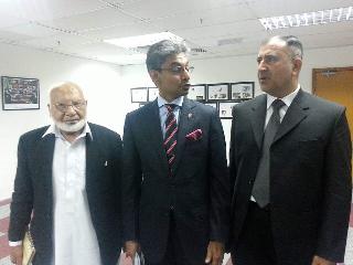 Noor Alam Khan (Senior Lawyer)